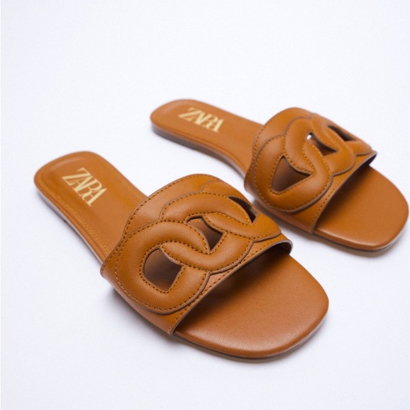 Zara leather flat slides size 39, 8.5US - Picture 4 of 4